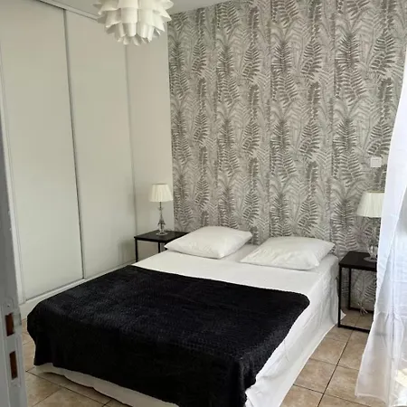 Mini Villa *
